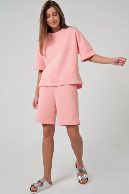 Summer sports suit with shorts and oversize T-shirt peach