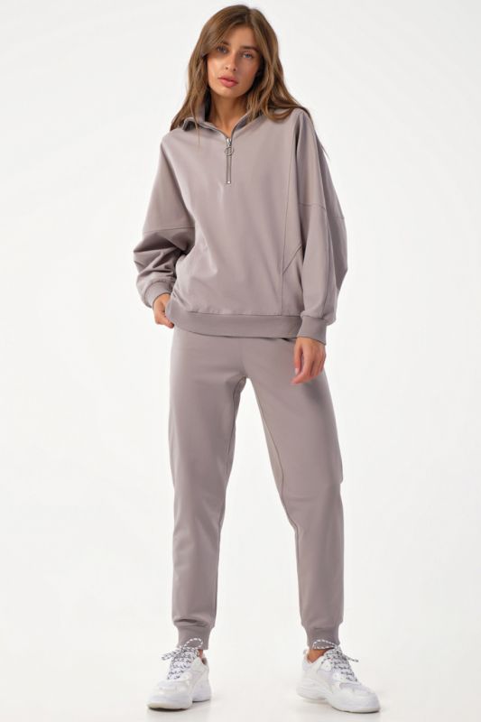 Oversize sports suit with jersey pants gray