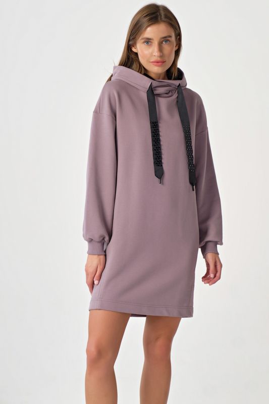 Sporty dress with hood made of futher with fleece lavender