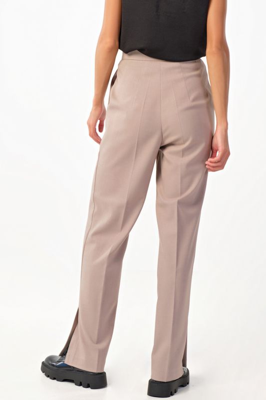 Classic trouser suit beige