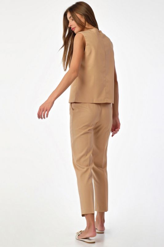 Summer pants suit with sand top