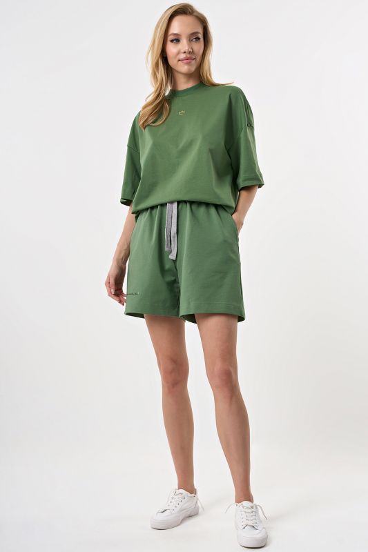 Summer sporty oversize suit with cotton shorts olive