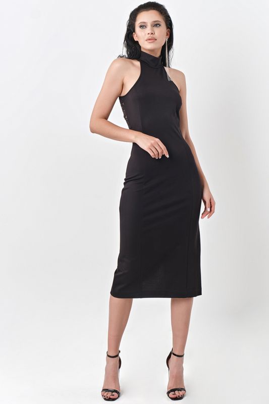 Black dress of dense jersey with guipure trim