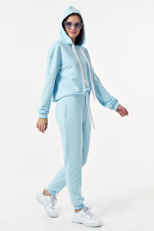 Sporty trouser suit with fouter hoodie heavenly