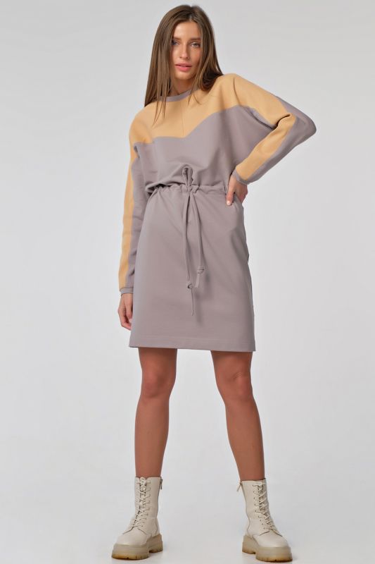 Short dress with a waist slip made of futera ash