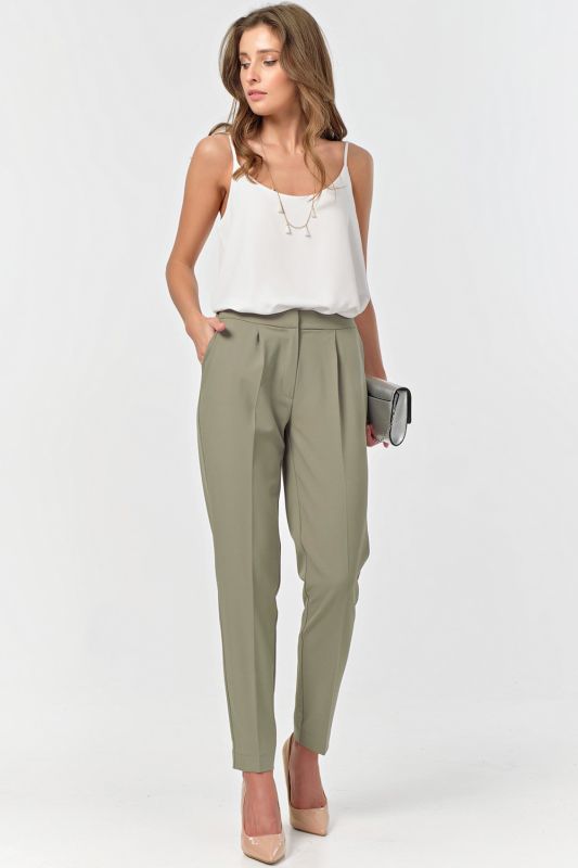 Tapered pants with arrows green