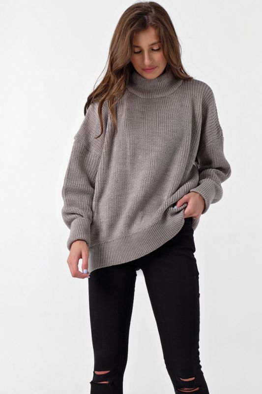 Beige-gray high-necked knitted oversize sweater