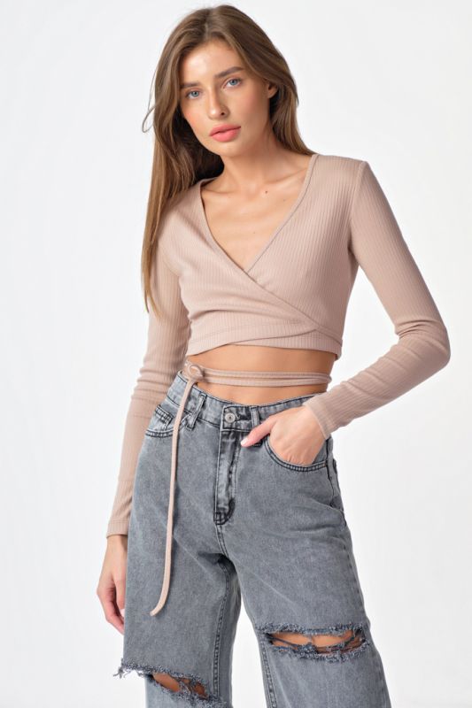 Beige knitted top with waist ties