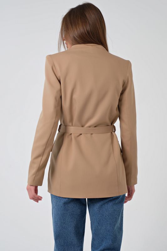 Long fitted jacket with belt beige