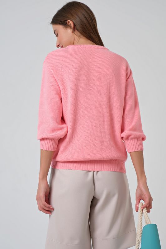 Knitted loose sweater in pink