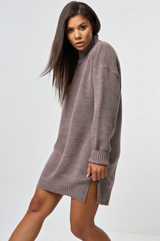 Walnut free silhouette knitted sweater dress