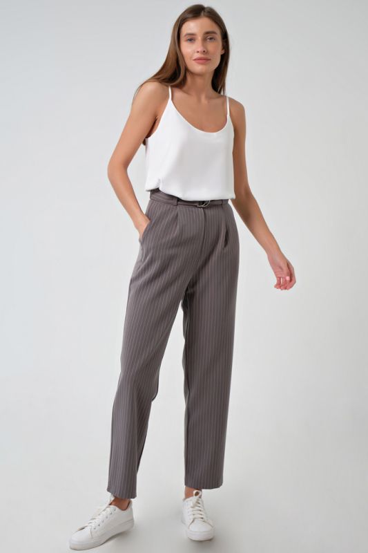 Classic shortened straight pants with white stripe on gray