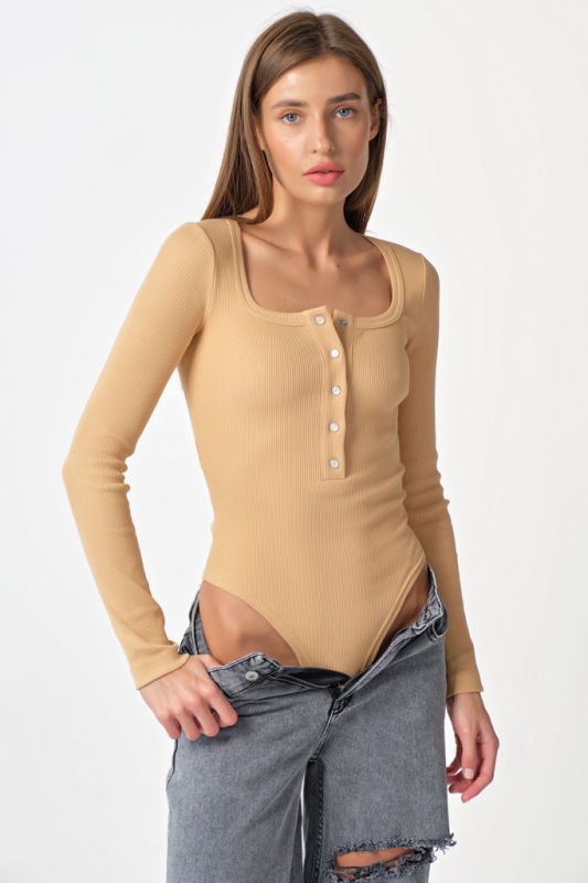 Beige long sleeve knitted bodysuit