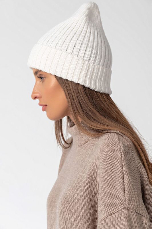 Knitted beanie hat with lapel milky