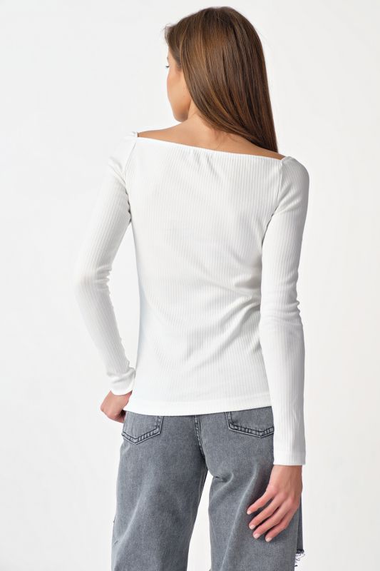 Longsleeve knit with square neckline white