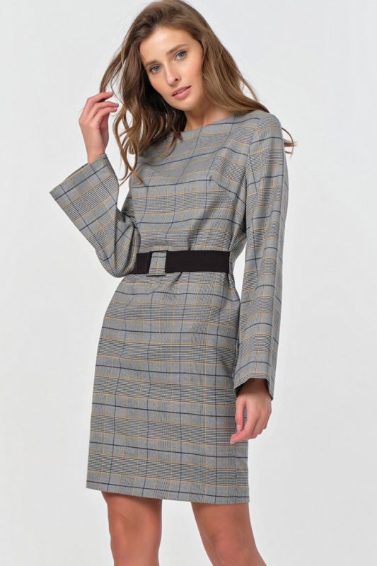 Long sleeve fitted dress with plaid on gray