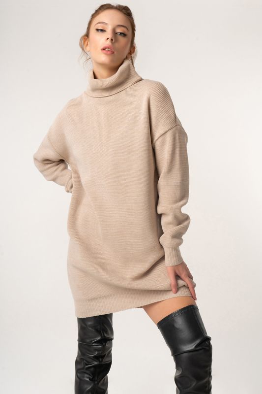 Warm knitted dress with high neck milk melange