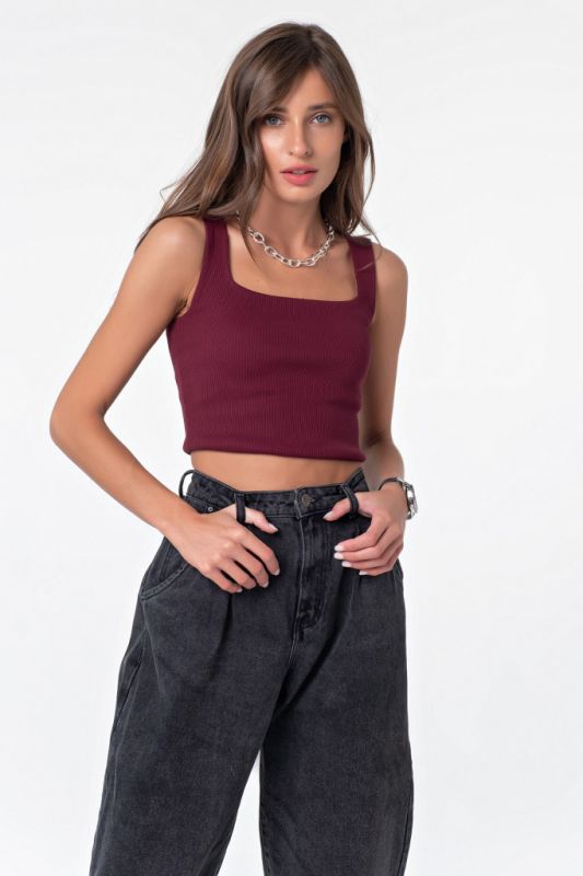 Cropped knitted top with straps in burgundy