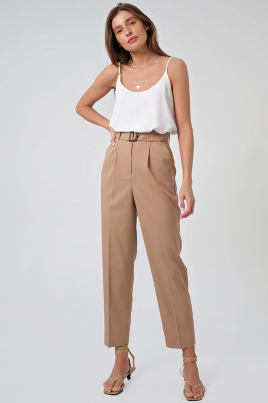 Classic pants shortened straight pants beige