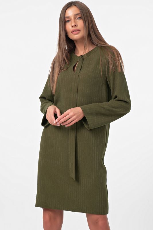 Casual straight dress with stripes on green