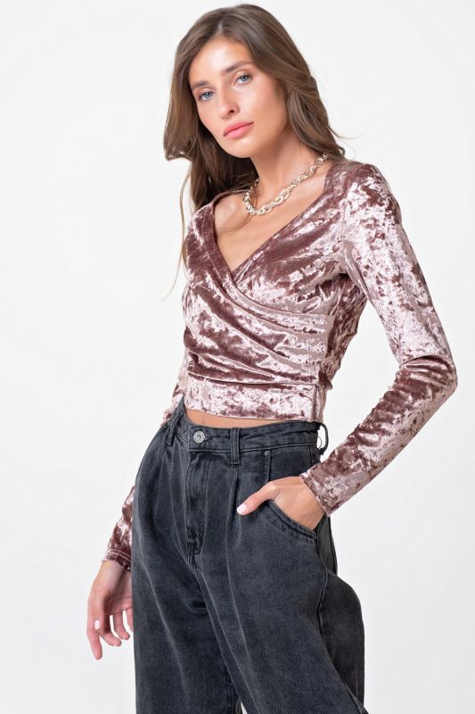 Dusty pink velvet short sleeved top with long sleeves