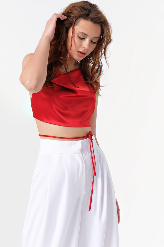 Red ONE SIZE strappy satin crop top