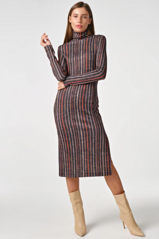 Long sleeve knitted midi dress with striped stripes on black