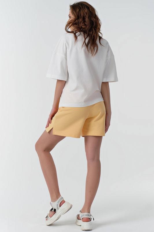 Cotton summer shorts with elastic band made of futer yellow