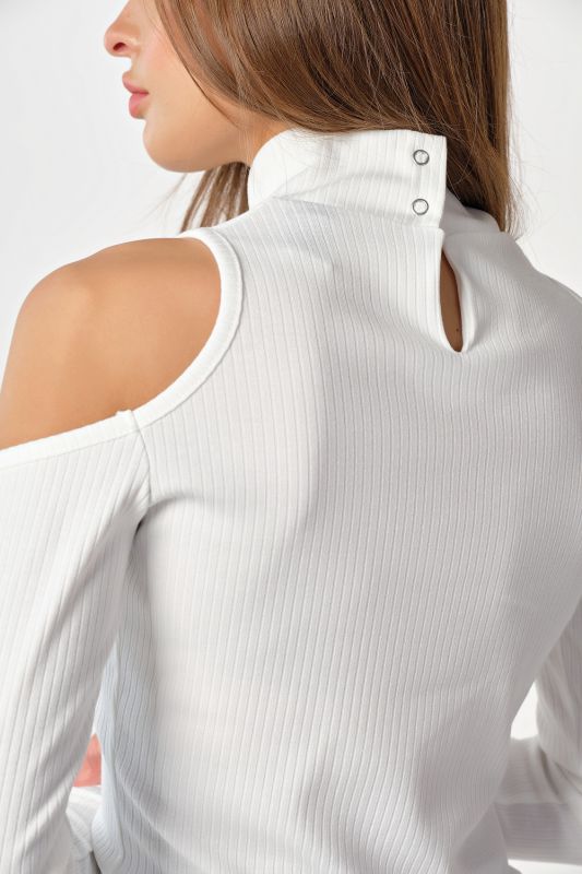 Longsleeve knit with open shoulders in milk color