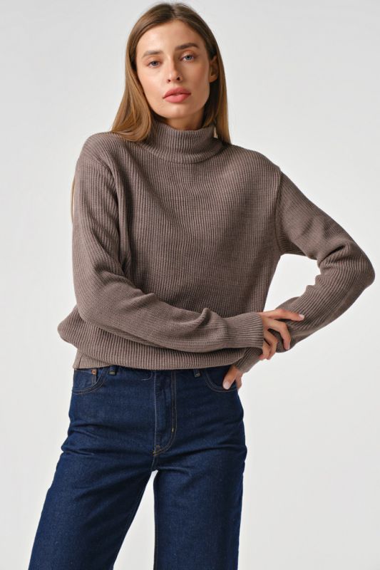 Cotton loose knit sweater in walnut