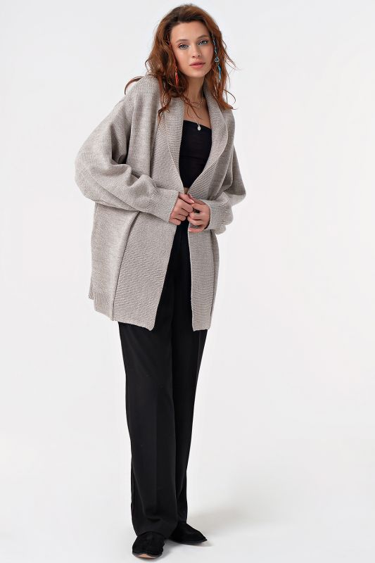 Warm knitted over-size cardigan without button light gray