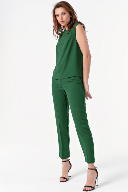 Summer trouser suit with top dark green