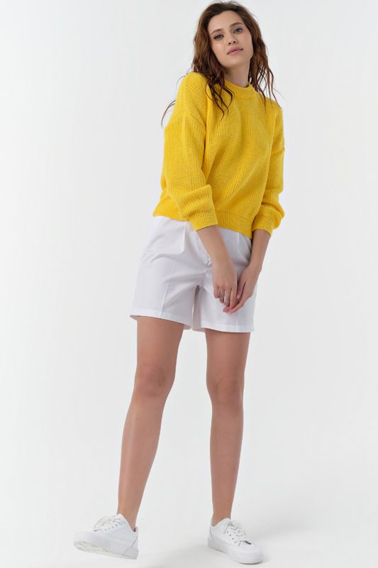 Oversize knitted sweater yellow