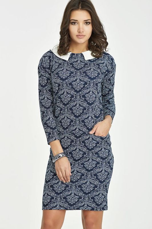 Free silhouette dress with print on dark blue