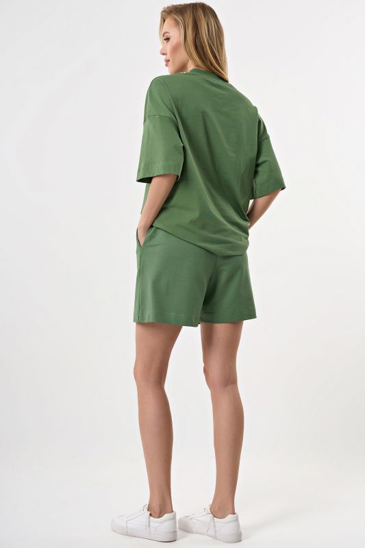 Summer sporty oversize suit with cotton shorts olive