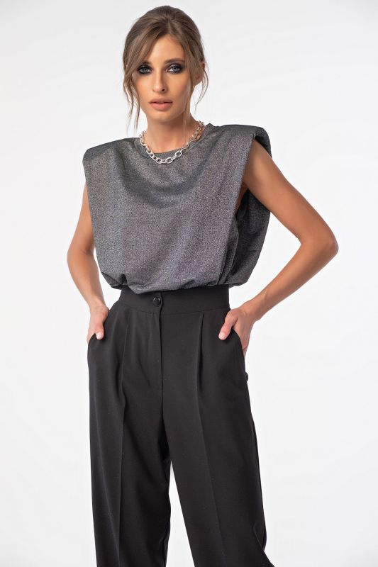 Shiny knit T-shirt with shoulder pads in silver-black