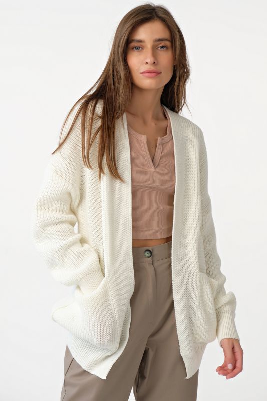 Knitted over-size short cardigan with pockets Milk color