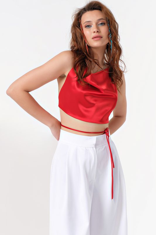 Red ONE SIZE strappy satin crop top