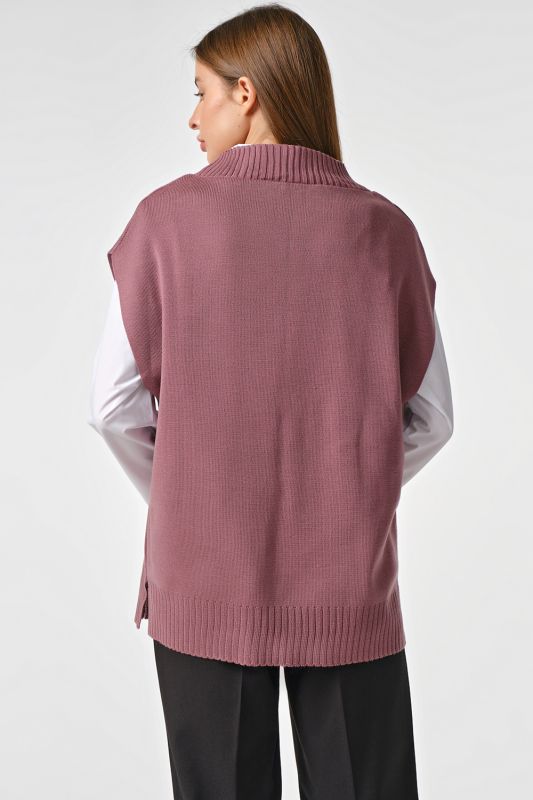 Oversize knitted vest with slits in pale lilac