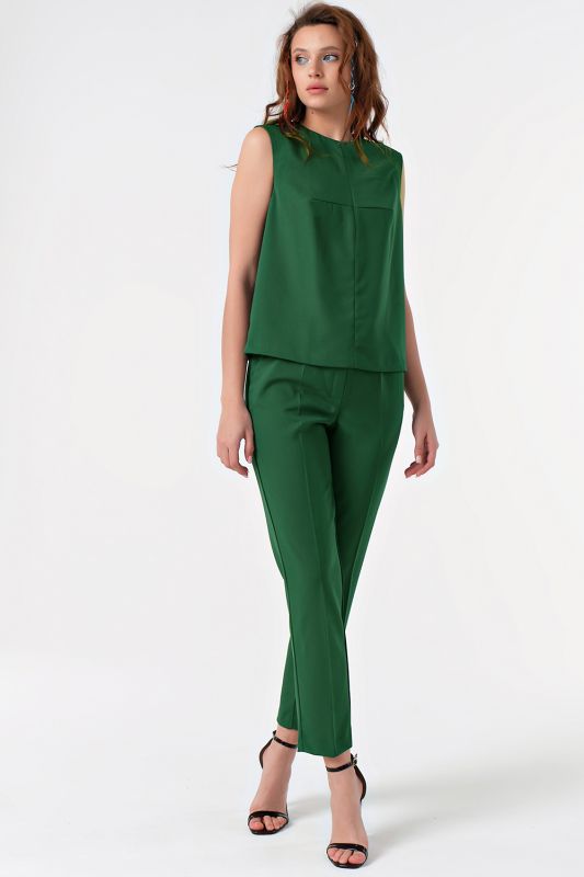 Summer trouser suit with top dark green