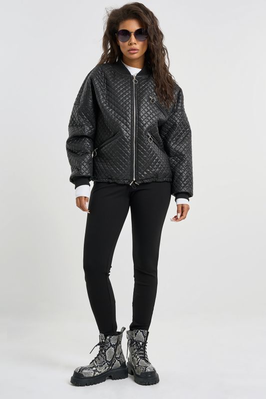 Short bomber made of quilted jacket fabric black