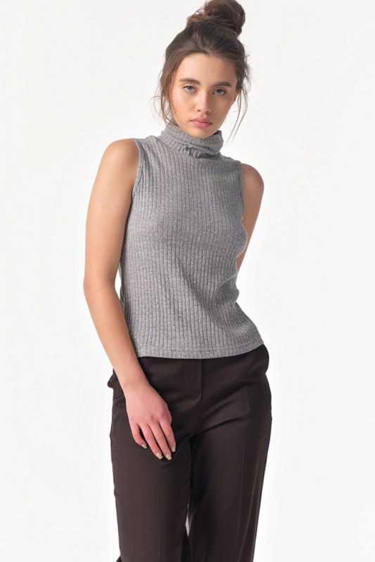 Sleeveless wool blend knit turtleneck in gray