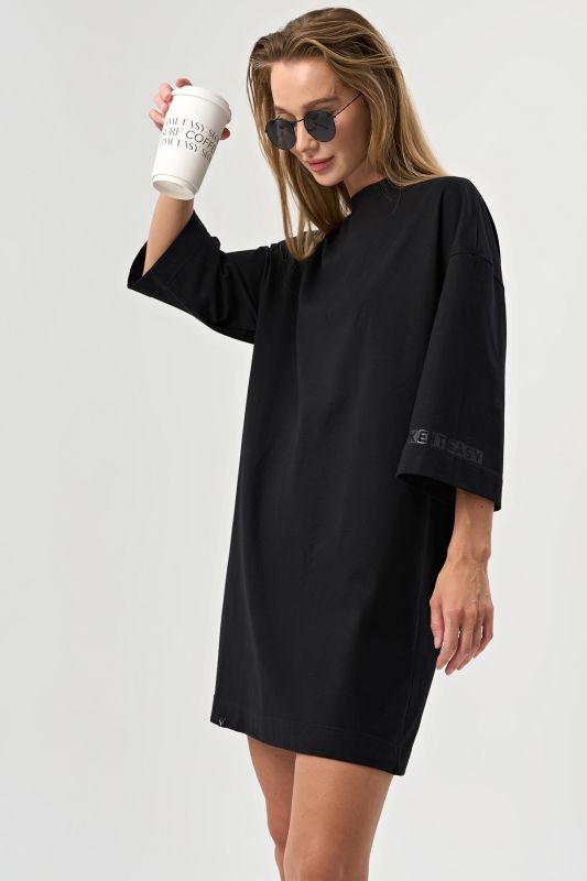 T-shirt dress with print on the arm black