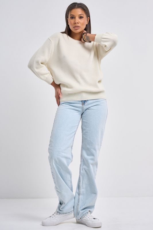 Knitted sweater with natural cotton in composition