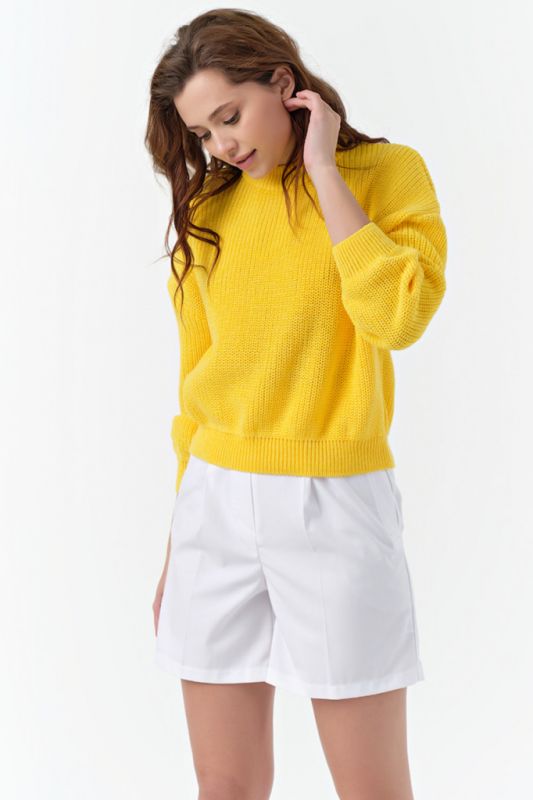 Oversize knitted sweater yellow