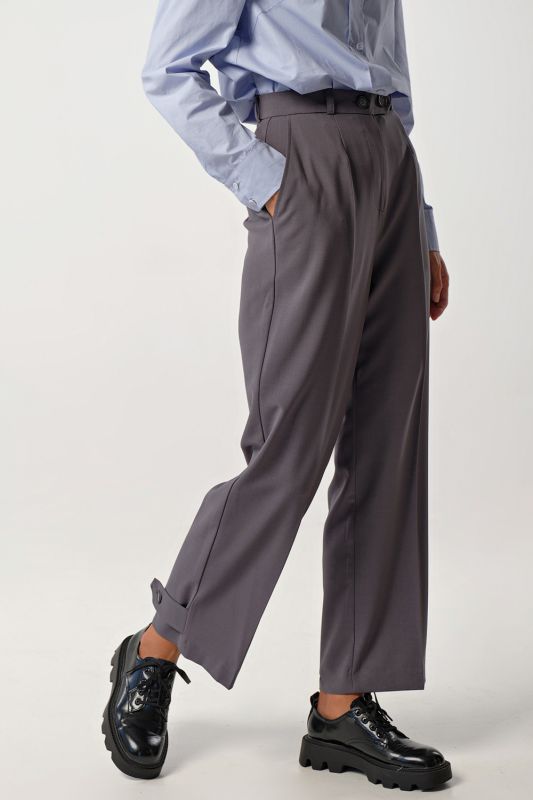 Classic pants shortened straight pants with arrows gray