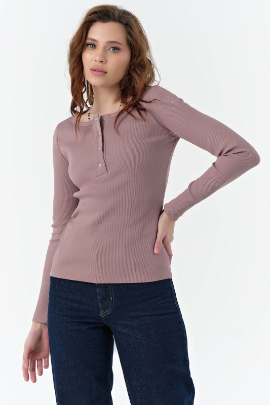 Dusty beige cotton knit longsleeve with buttons