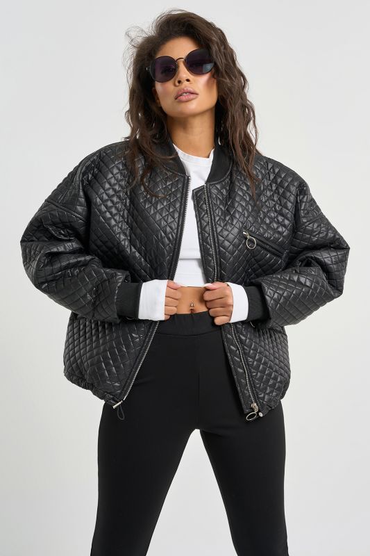 Short bomber made of quilted jacket fabric black