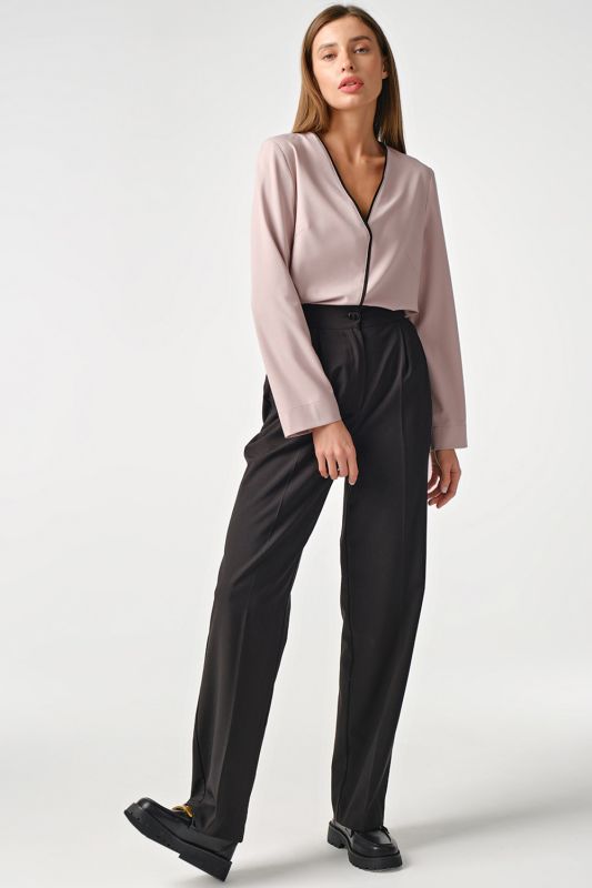 Straight office blouse with v-neck in dusty pink