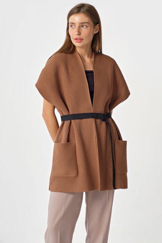 Oversize knitted vest with belt in brown